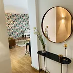 Stunning 2 Bedroom With Great Design Centre شقة سيدجيس