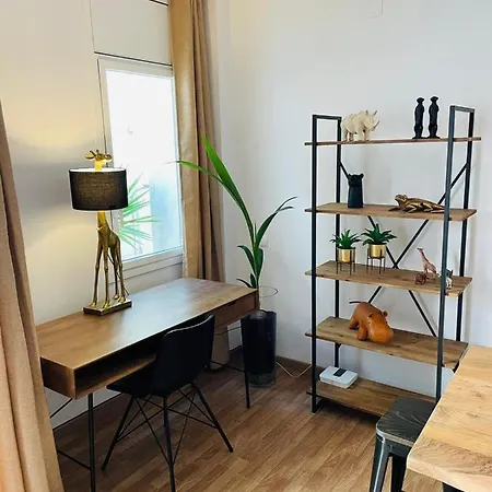 Apartment Stunning 2 Bedroom With Great Design Centre Sitges