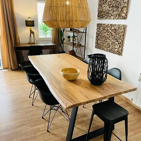 Stunning 2 Bedroom With Great Design Centre * Sitges