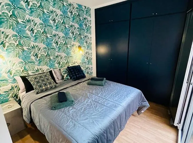 Apartman Stunning 2 Bedroom With Great Design Centre Sitges